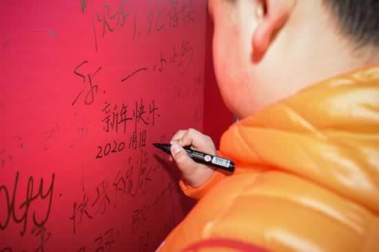 在网上平台营前被黑账户有钱不给提.概述（图）